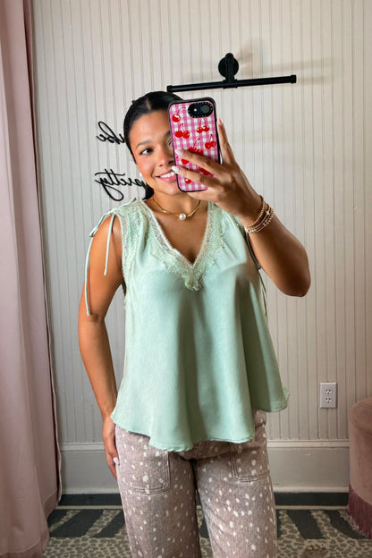 Bella Lace Top